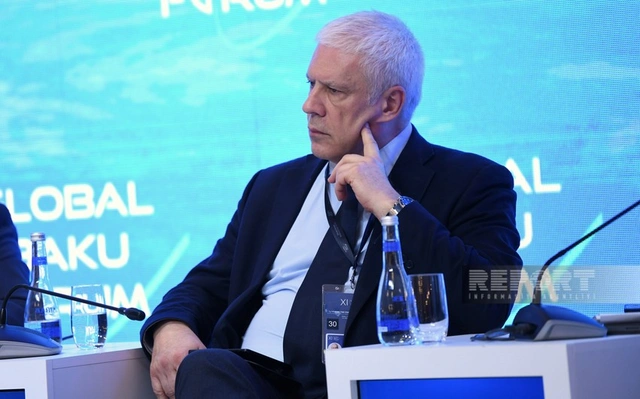 Boris Tadiç: “Münaqişələrin qarşısının alınması üçün həll yollarının tapılmasına diqqət yetirmək lazımdır”